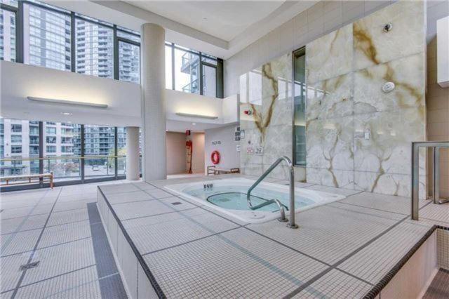 Lakefront Living Downtown Toronto - Free Parking, Gym, Indoor Pool Apartment Exterior photo